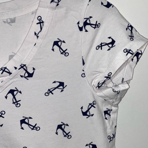 Cable & Gauge Top Women's Small White Blue Anchor Nautical Short Sleeve V-Neck - Picture 4 of 7